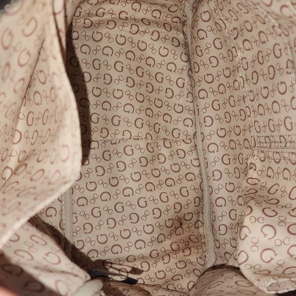 Guess backpack - Picture 4 of 8